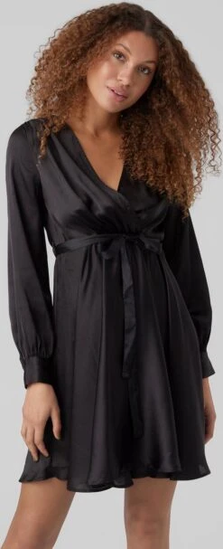 Vero Moda VMDIANA LS SATIN WRAP DRESS WVN BF Dames MINI Wikkeljurk Black - Maat XS 9 Vero Moda VMDIANA LS SATIN WRAP DRESS WVN BF Dames MINI Wikkeljurk Black - Maat XS -Vero Moda 488x1200