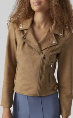 Vero Moda Jas Vmjose Short Faux Suede Jacket Boos 10277575 Tigers Eye Dames Maat - M 8 Vero Moda Jas Vmjose Short Faux Suede Jacket Boos 10277575 Tigers Eye Dames Maat - M -Vero Moda 746x1200
