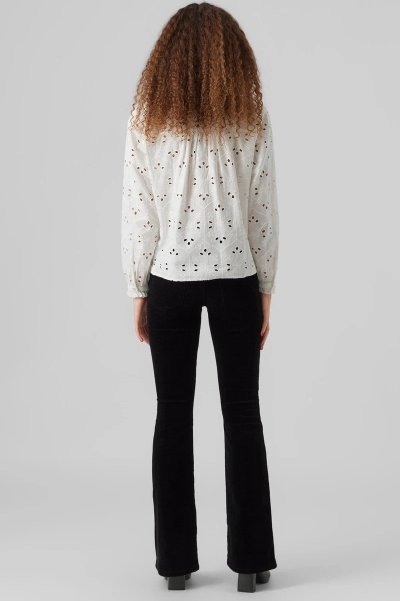Vero Moda Blouse Vmpenri L/s Emb Shirt Wvn Btq 10284661 Snow White Dames Maat - S 6 Vero Moda Blouse Vmpenri L/s Emb Shirt Wvn Btq 10284661 Snow White Dames Maat - S - Afbeelding 6