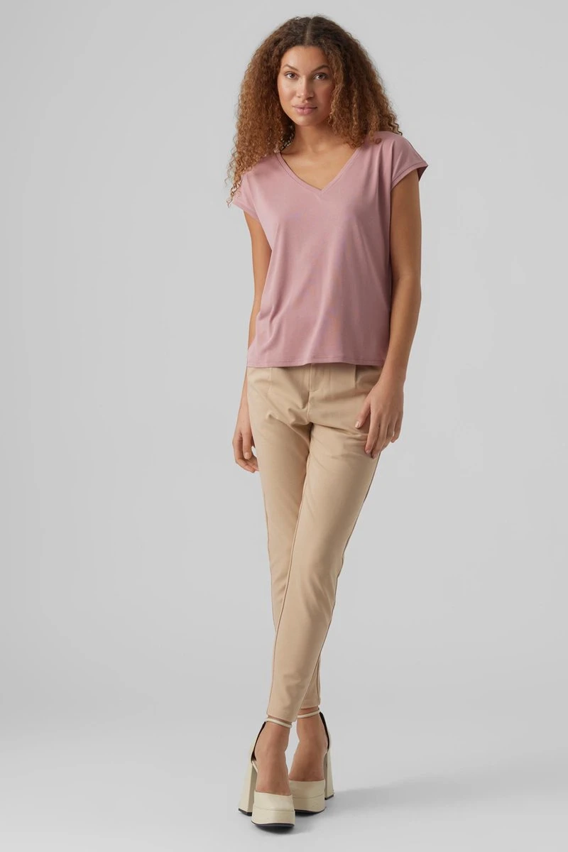 Vero Moda T-shirt Vmfilli Ss V-neck Tee Ga Noos 10247666 Nostalgia Rose Dames Maat - L 5 Vero Moda T-shirt Vmfilli Ss V-neck Tee Ga Noos 10247666 Nostalgia Rose Dames Maat - L - Afbeelding 5