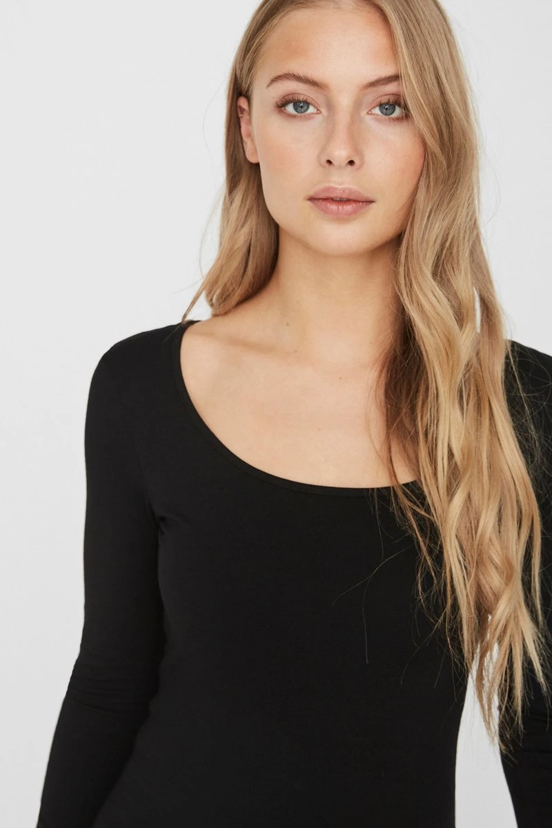 Vero Moda T-shirt Vmmaxi My Ls Soft Uneck Ga Noos 10228809 Black Dames Maat - XXL 4 Vero Moda T-shirt Vmmaxi My Ls Soft Uneck Ga Noos 10228809 Black Dames Maat - XXL - Afbeelding 4