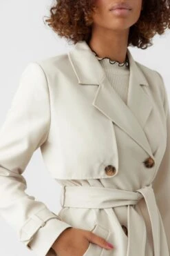 Vero Moda Jas Vmceleste Ss23 Trench Coat 10278714 Oatmeal Dames Maat - M 8 Vero Moda Jas Vmceleste Ss23 Trench Coat 10278714 Oatmeal Dames Maat - M -Vero Moda 800x1200 217