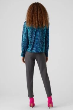 VERO MODA VMKITTIE MDOT LS SMOCK TOP WVN Dames Top - Maat L 8 VERO MODA VMKITTIE MDOT LS SMOCK TOP WVN Dames Top - Maat L -Vero Moda 800x1200 285