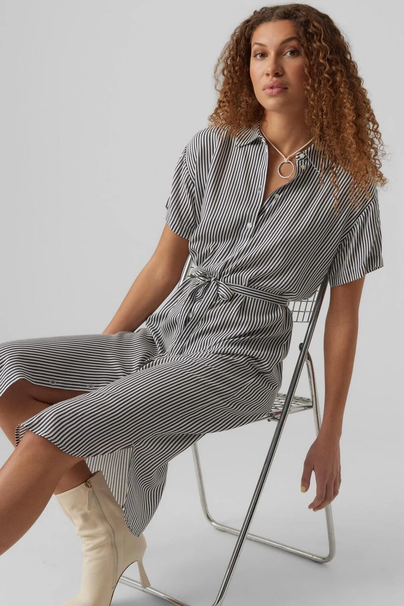 Vero Moda Jurk Vmbumpy Ss Calf Shirt Dress Noos 10279684 Snow White/india Ink Dames Maat - M 7 Vero Moda Jurk Vmbumpy Ss Calf Shirt Dress Noos 10279684 Snow White/india Ink Dames Maat - M - Afbeelding 7