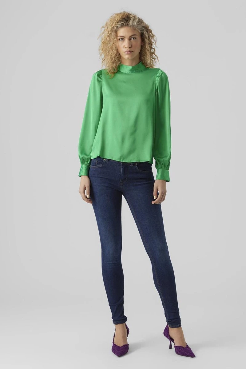 Vero Moda Blouse Vmlola Ls Button Top Wvn 10280672 Bright Green Dames Maat - M 4 Vero Moda Blouse Vmlola Ls Button Top Wvn 10280672 Bright Green Dames Maat - M - Afbeelding 4