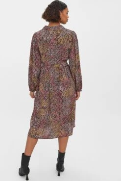 VERO MODA VMLOTUS L/S SHIRT DRESS WVN GA BTQ Dames Jurk - Maat S 8 VERO MODA VMLOTUS L/S SHIRT DRESS WVN GA BTQ Dames Jurk - Maat S -Vero Moda 803x1200 19