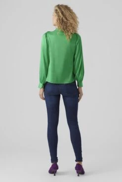 Vero Moda Blouse Vmlola Ls Button Top Wvn 10280672 Bright Green Dames Maat - S 9 Vero Moda Blouse Vmlola Ls Button Top Wvn 10280672 Bright Green Dames Maat - S -Vero Moda 805x1200