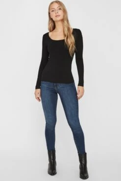 Vero Moda T-shirt Vmmaxi My Ls Soft Uneck Ga Noos 10228809 Black Dames Maat - XXL 9 Vero Moda T-shirt Vmmaxi My Ls Soft Uneck Ga Noos 10228809 Black Dames Maat - XXL -Vero Moda 807x1200 14