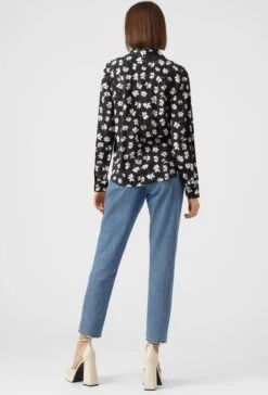 Vero Moda Blouse Vmpica L/s Shirt Wvn Btq 10284248 Black Dames Maat - XL 7 Vero Moda Blouse Vmpica L/s Shirt Wvn Btq 10284248 Black Dames Maat - XL -Vero Moda 815x1200