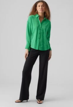 VERO MODA VMQUEENY LS OVERSIZE SHIRT WVN GA NOOS Dames Blouse - Maat XS -Vero Moda 822x1200 1