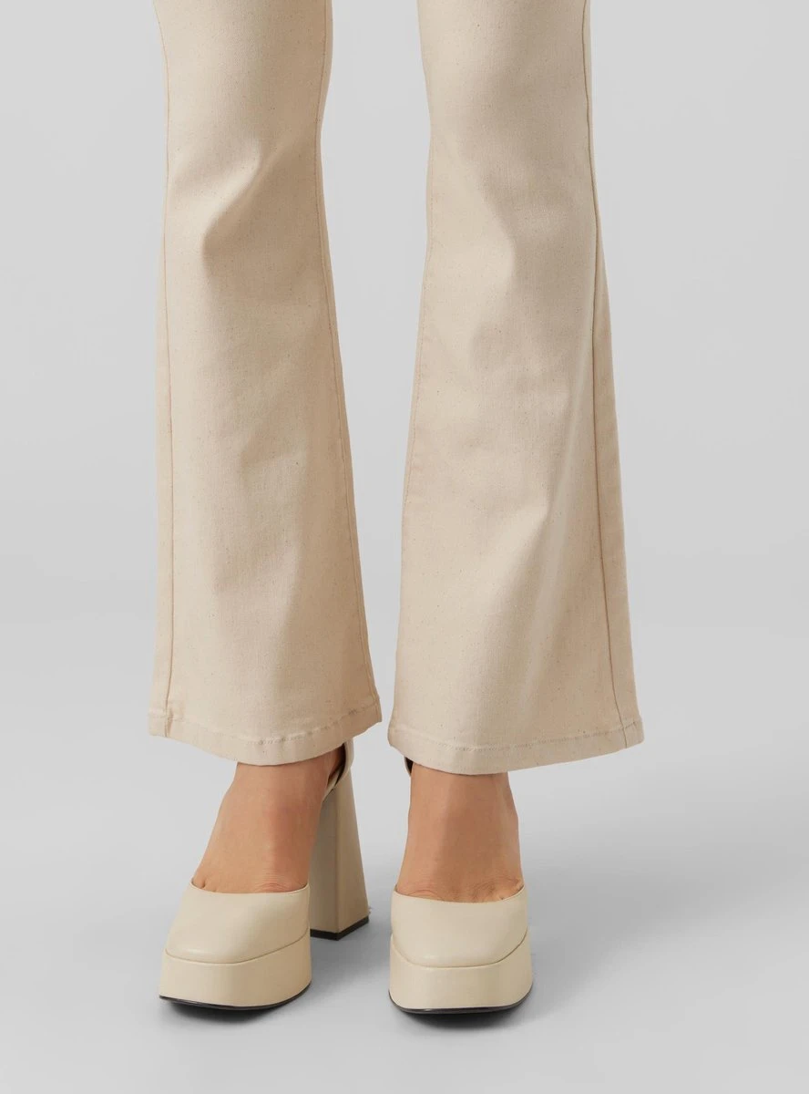VERO MODA VMSCARLET MR SKINNY FLARED JEANS ECRU Dames Jeans - Maat L X L32 7 VERO MODA VMSCARLET MR SKINNY FLARED JEANS ECRU Dames Jeans - Maat L X L32 - Afbeelding 7