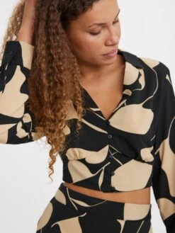 Vero Moda VMLYDIA LS SHORT SHIRT WVN Dames Top Black - Maat XL 8 Vero Moda VMLYDIA LS SHORT SHIRT WVN Dames Top Black - Maat XL -Vero Moda 900x1200 223