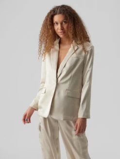Vero Moda VMLANATROIAN LS SATIN BLAZER Dames Blazer Pumice Stone - Maat L 9 Vero Moda VMLANATROIAN LS SATIN BLAZER Dames Blazer Pumice Stone - Maat L -Vero Moda 900x1200 402