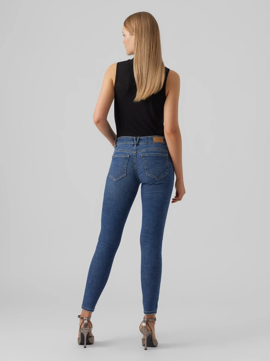 Vero Moda VMROBYN LR SKINNY PUSHUP JNS LI399 Dames Jeans Medium Blue Denim - Maat M X L30 4 Vero Moda VMROBYN LR SKINNY PUSHUP JNS LI399 Dames Jeans Medium Blue Denim - Maat M X L30 - Afbeelding 4