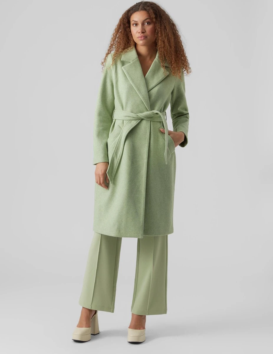 VERO MODA VMFORTUNEAYA SS23 LONG COAT NOOS Dames Jas Reseda - Maat M 2 VERO MODA VMFORTUNEAYA SS23 LONG COAT NOOS Dames Jas Reseda - Maat M - Afbeelding 2