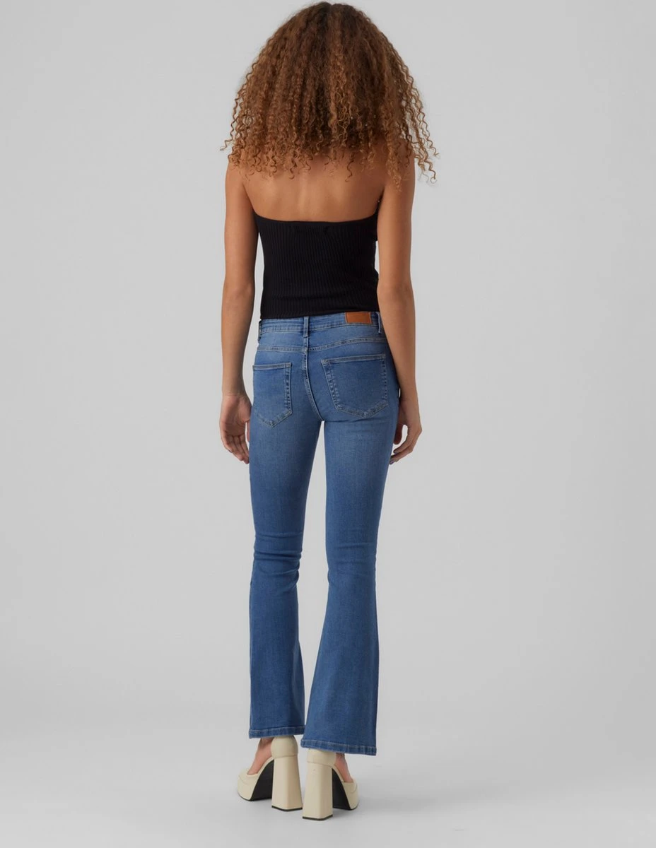 VERO MODA VMSCARLET MR SKN FLARED J VI3294 GA NOOS Dames Jeans - Maat L X L32 3 VERO MODA VMSCARLET MR SKN FLARED J VI3294 GA NOOS Dames Jeans - Maat L X L32 - Afbeelding 3