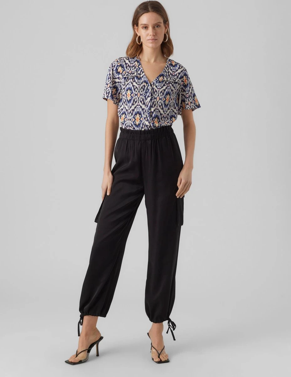Vero Moda Blouse Vmsifa S/s V-neck Shirt Wvn Btq 10287317 Navy Blazer/sifa Dames Maat - L 3 Vero Moda Blouse Vmsifa S/s V-neck Shirt Wvn Btq 10287317 Navy Blazer/sifa Dames Maat - L - Afbeelding 3